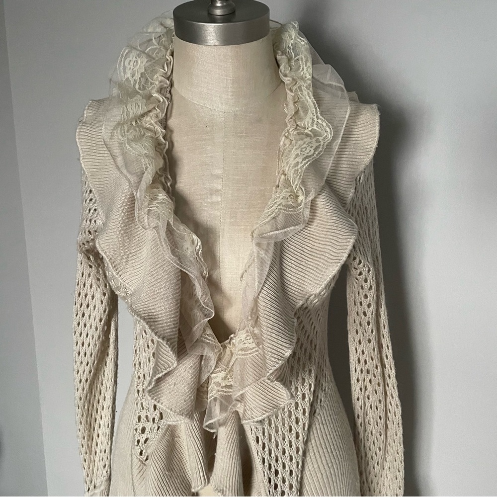 Susan Lawrence Cream Ruffled Sweater - Picture 2 of 7